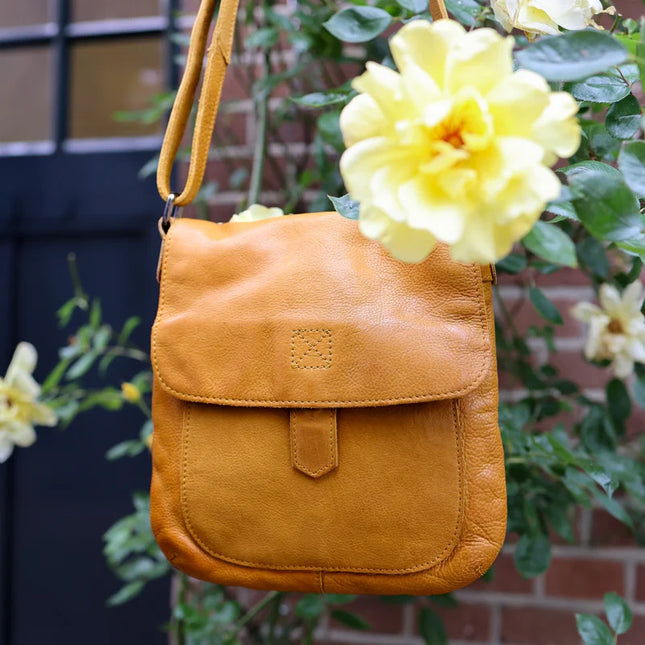 Bear Design Uma Bag Kuh Lavato CL30996