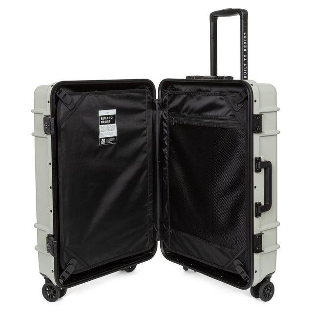 Eastpak Resist'R Case L Army Olive 78 Groß