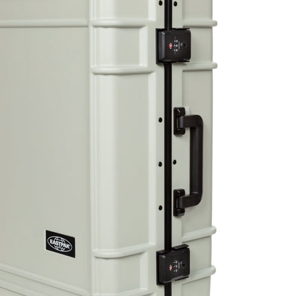 Eastpak Resist'R Case L Army Olive 78 Groß