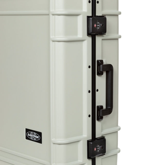 Eastpak Resist'R Case L Army Olive 78 Groß