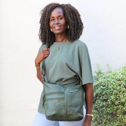 Bear Design Uma Bag Kuh Lavato CL30996