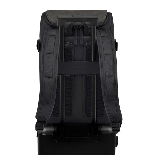 Kapten &amp; Son Rucksack Bali All Black von Mariefeandjakesnow 16 Zoll