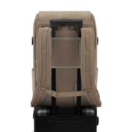Kapten &amp; Son Rucksack Bali Sandstone von Mariefeandjakesnow 16 Zoll