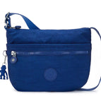 Tiefes Himmelblau