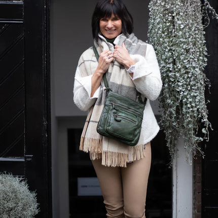 Bear Design Uma Bag Kuh Lavato CL30996